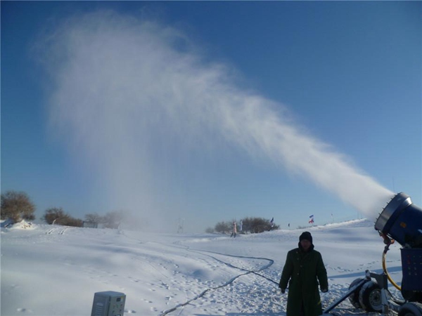 造雪機發(fā)展過(guò)程